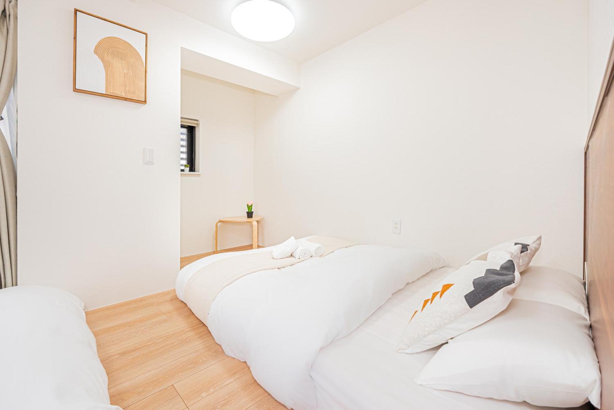New Cozy Located On The Japanese Local Shopping Street *